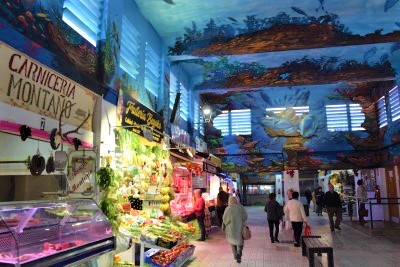 Spain Explore la Tierra day tours mercado de abastos Barbate atún rojo bluefin tuna tour small group custom tour ruta personalizada